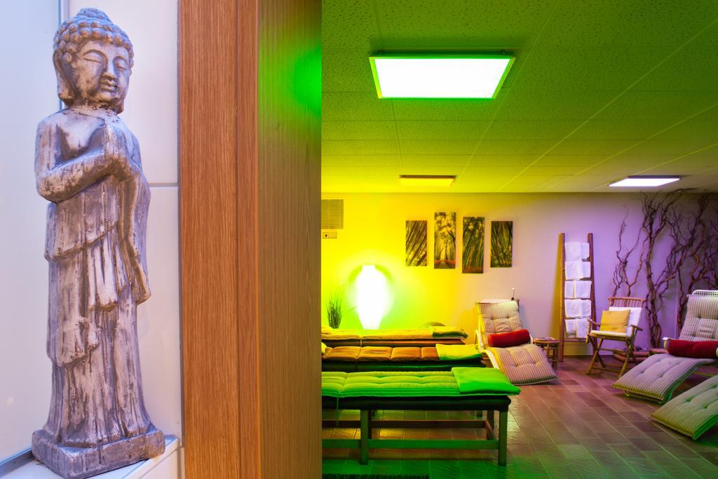 Hotel-Restaurant Zur Krone Löhnberg エクステリア 写真