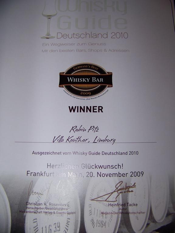Hotel-Restaurant Zur Krone Löhnberg エクステリア 写真
